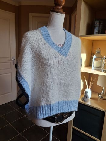 Pull court blanc bleu ciel original vintage neuf