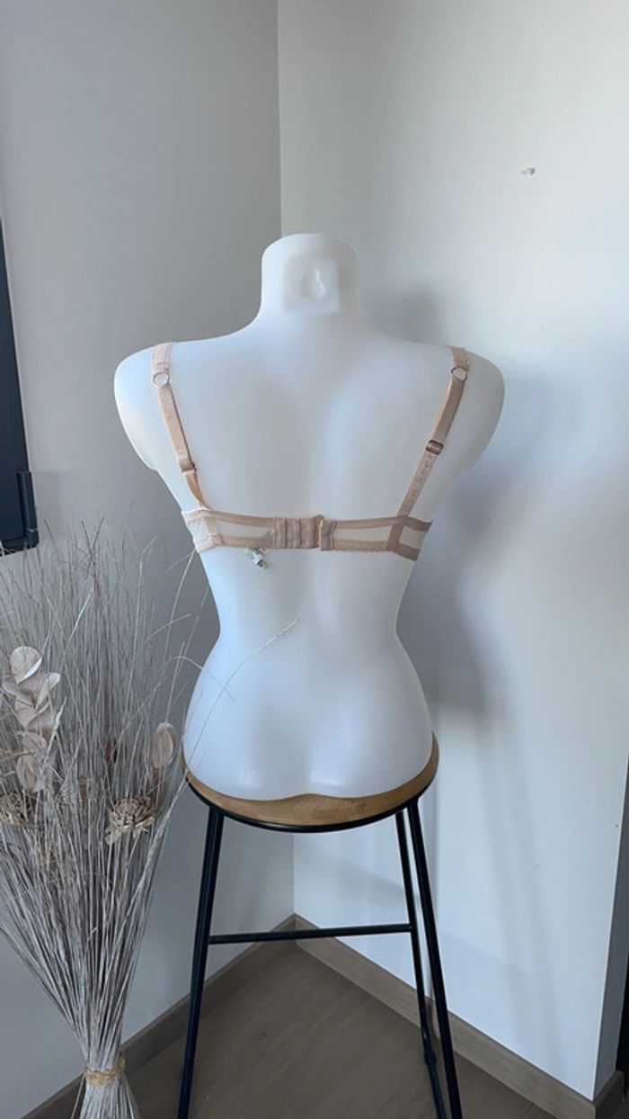 Soutien gorge - photo numéro 2