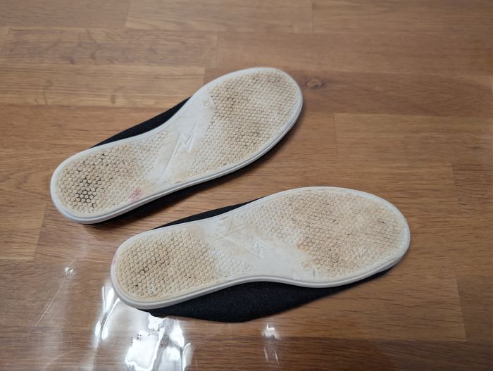 Chaussons de gym unisexe pointure 30 - photo numéro 5