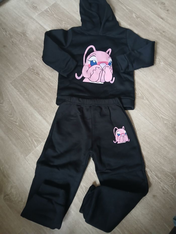 Ensemble neuf petite fille Stitch
