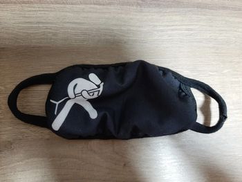 Masque chanteur neuf