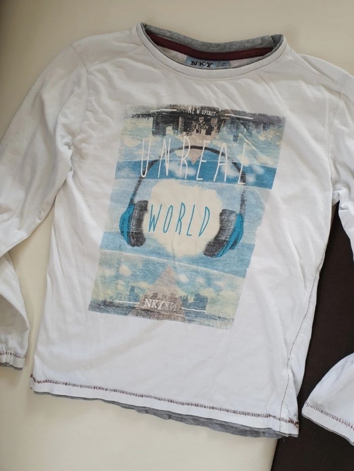 T-shirt manche longue taille 10 ans