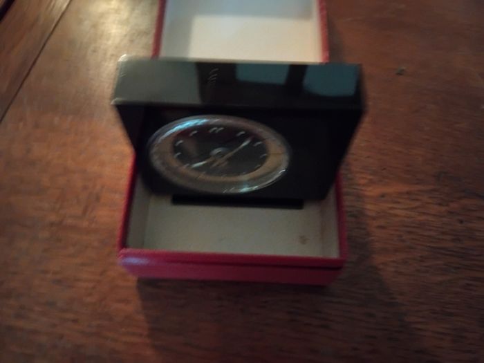 Lot de réveil  voyages