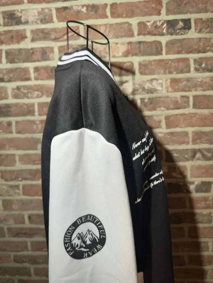 Blouson Varsity noire et blanche New York Taille L / 40 - photo numéro 15