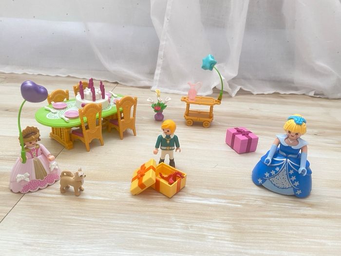 Playmobil 6854 Salle à Manger pour Anniversaire princier