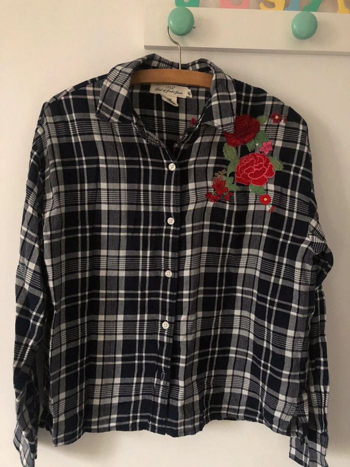 Chemise carreaux brodée fleurs