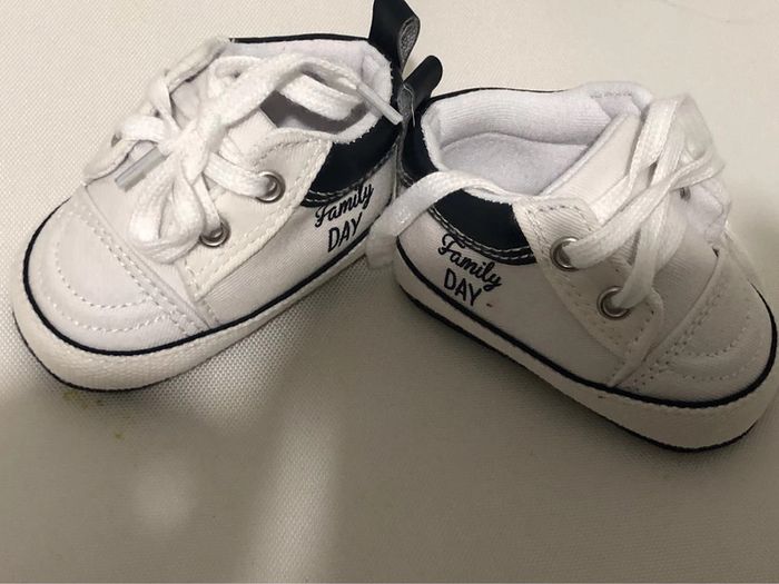 Lot chaussure bébé - photo numéro 3