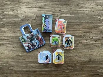 Lot 2 - Mini Brands Disney