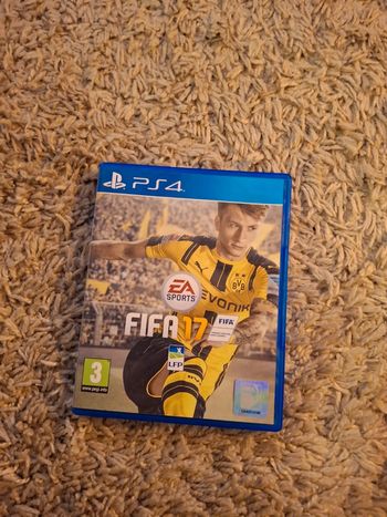 Jeu ps4 FIFA17 EA sports