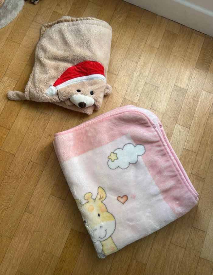 2 couvertures bébé
