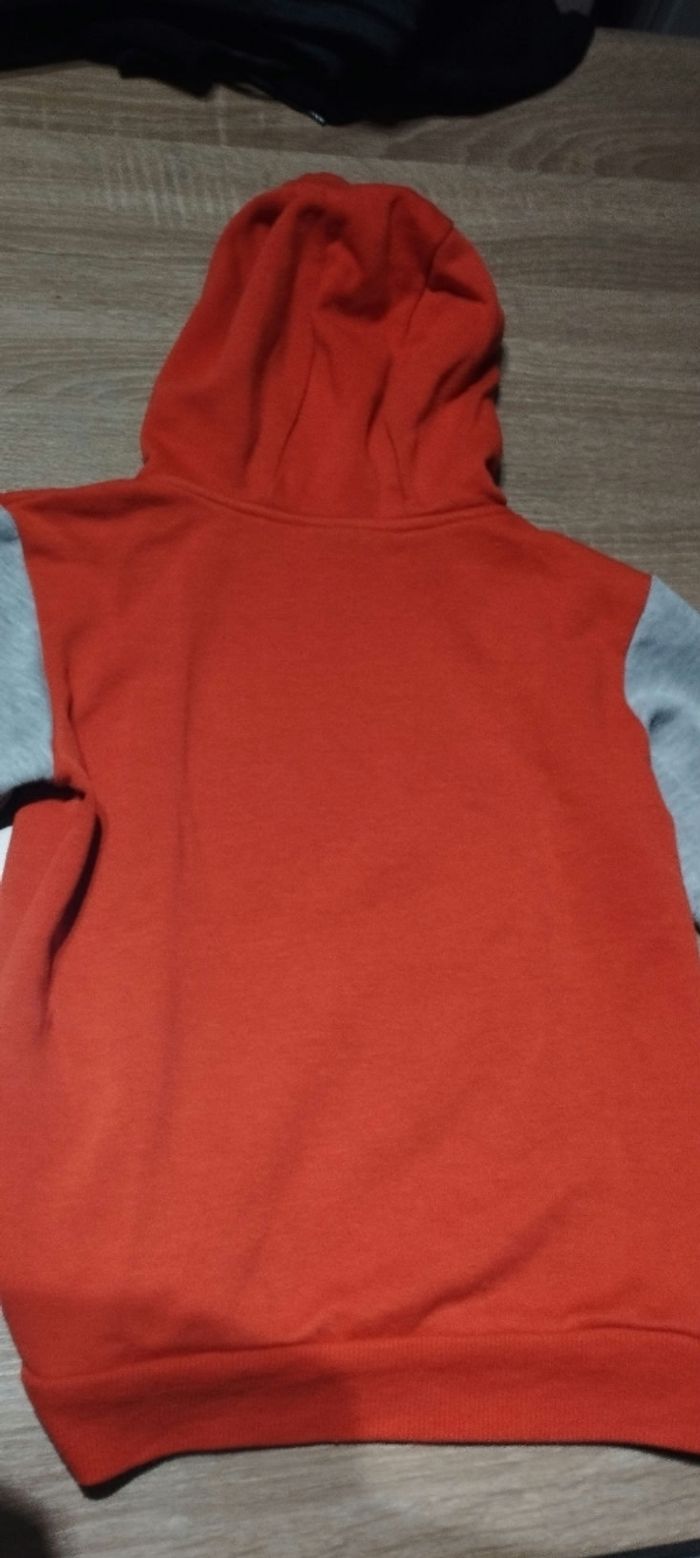 Sweat à capuche rouge et gris League des justiciers - photo numéro 4