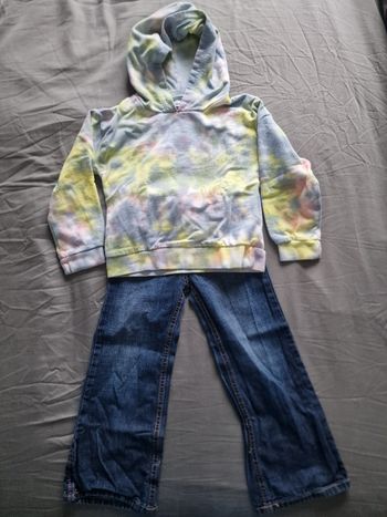 Ensemble pull 4ans  + jeans 36mois 