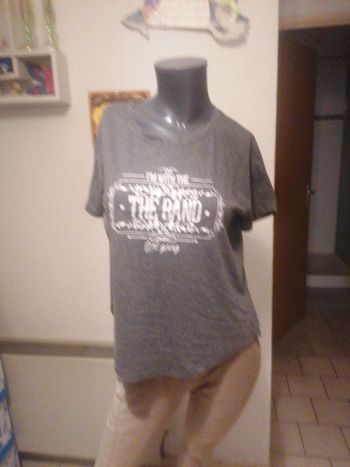 T-shirt taille 34