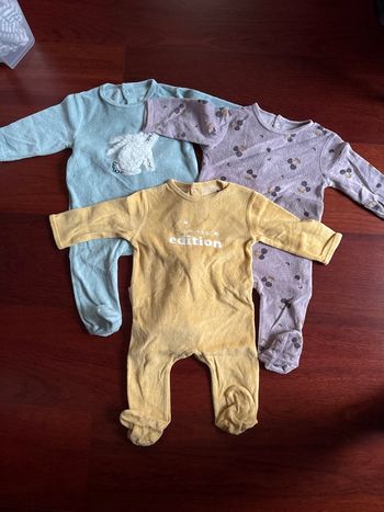 Lot de 3 pyjamas 6mois Kiabi