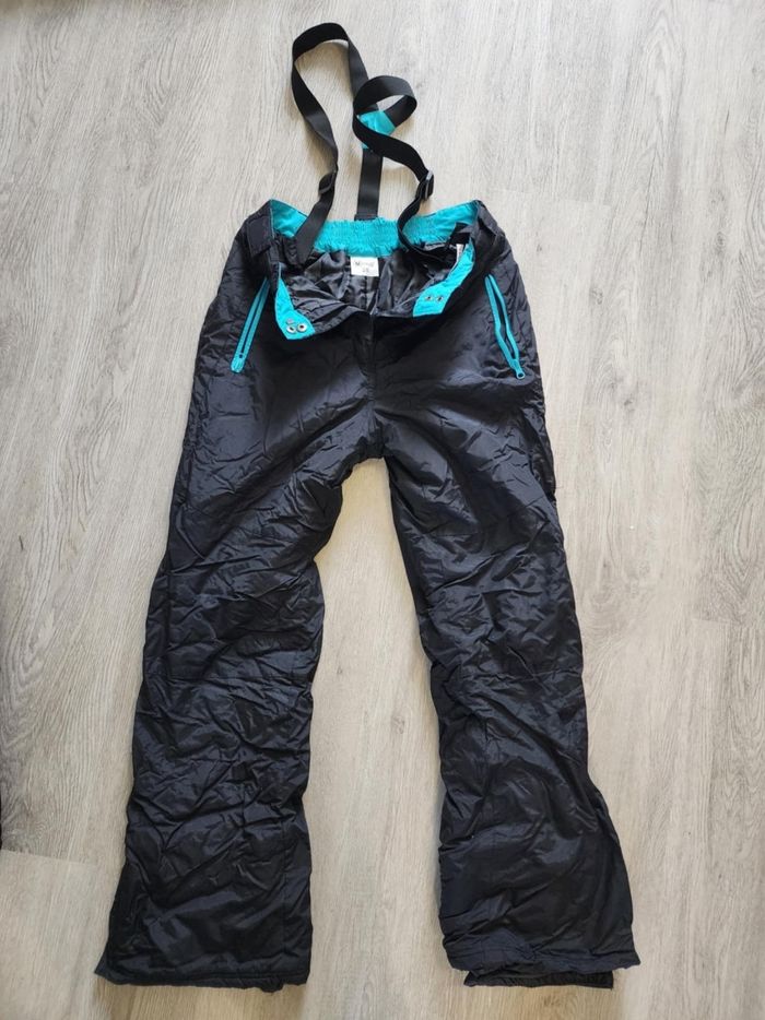 Pantalon  de  ski  ,noir  et  turquoise  ,à  bretelles  ,poches  ,U Oxygn  ,taille  38
