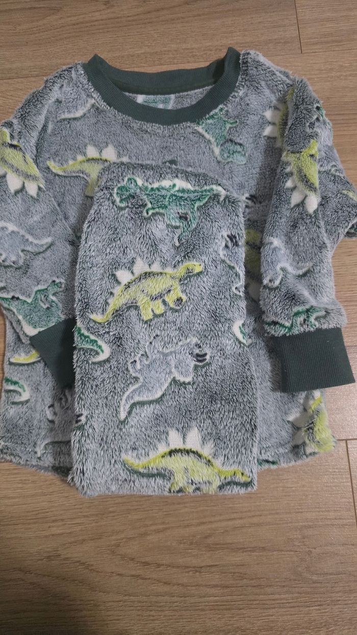 Pijamas deux piece - photo numéro 2