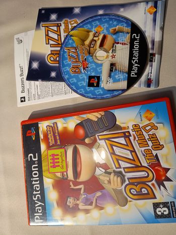 Jeu vidéo ps2 Buzz