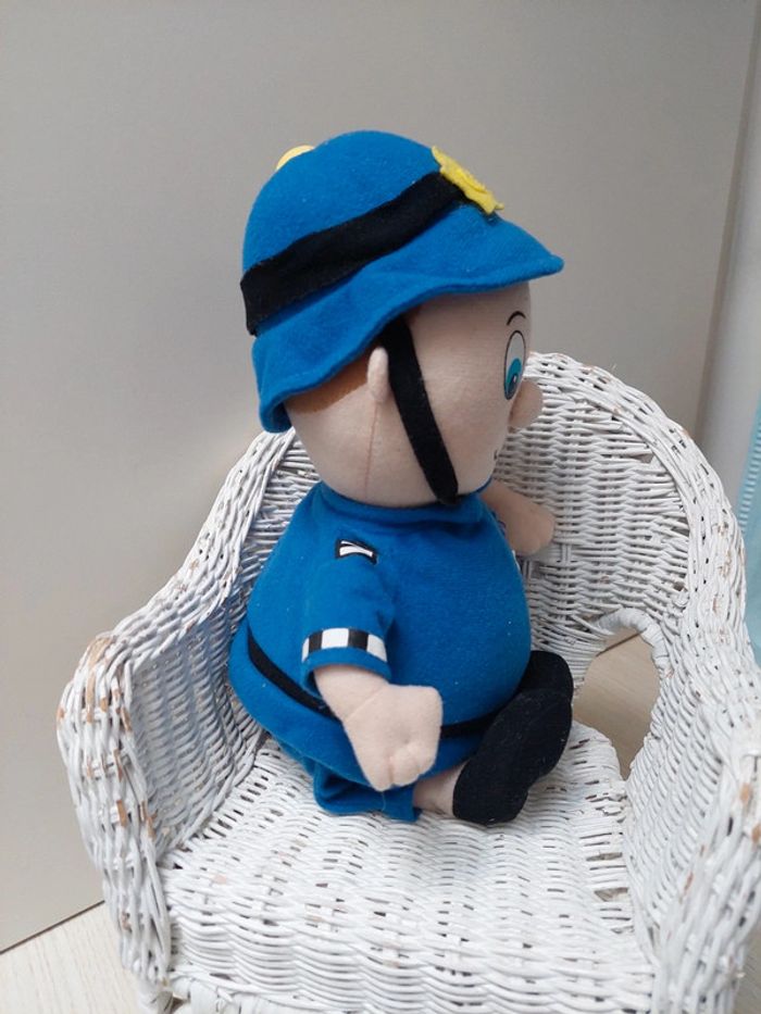 Play by play - peluche Gendarme Oui Oui - photo numéro 2