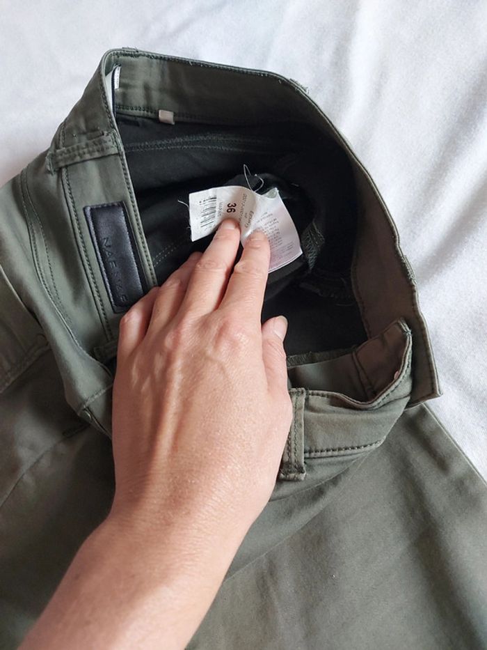 Pantalon Naf naf en 36. - photo numéro 3