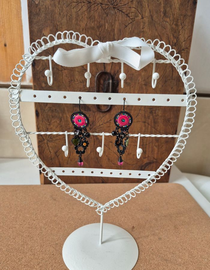 Boucle d'oreille fantaisie "IKITA" - photo numéro 1