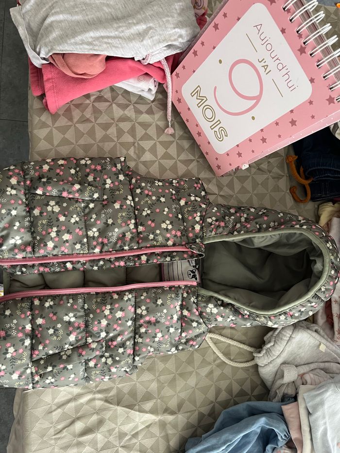 Vêtement bébé 9mois - photo numéro 4