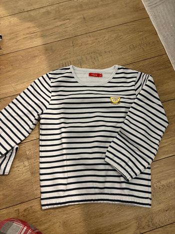 Pull 8 ans 