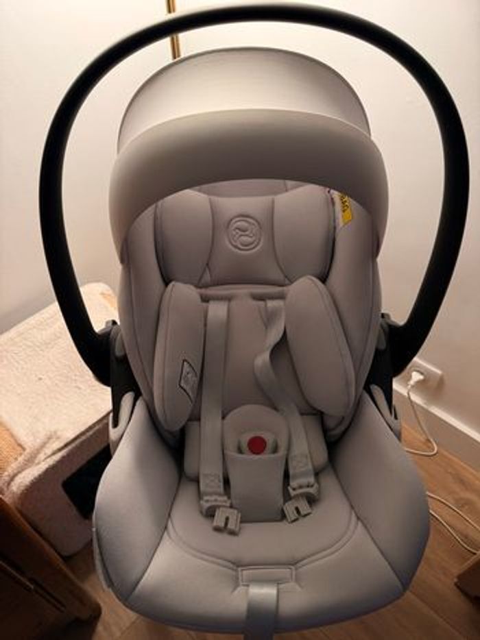 Cloud G i-Size Grey light