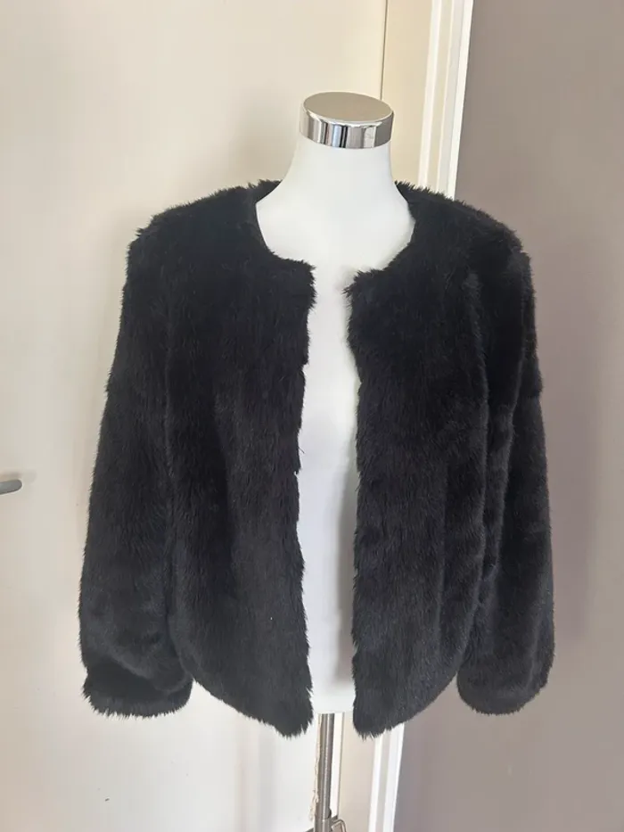 Sezane veste, manteau, fausse fourrure noire,Lilo femme, taille 40 - photo numéro 7