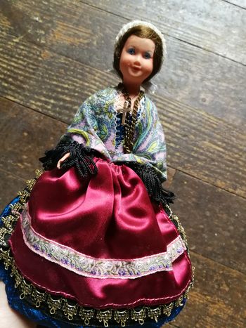 Périgord poupée folklorique régionale neuve