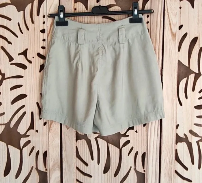 Short fluide T 32 Amisu - photo numéro 5