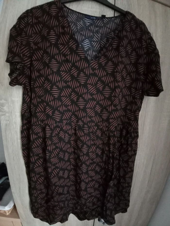 Robe Kiabi taille 46 - photo numéro 3