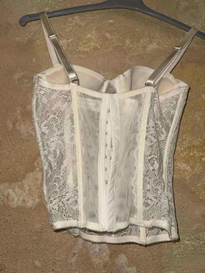 Bustier - photo numéro 4