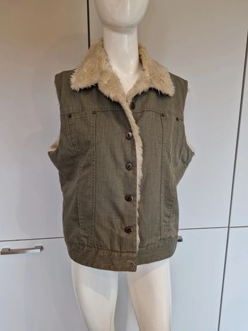 Veste sans manches fourrure