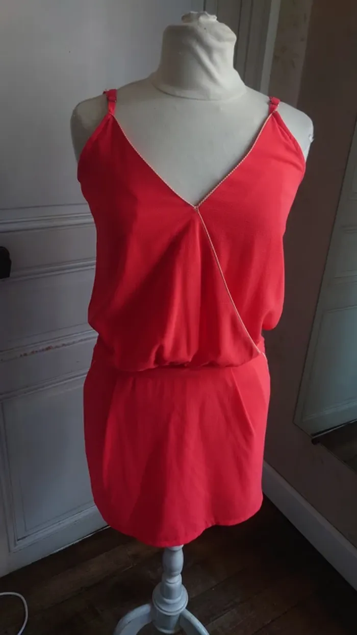 Robe été Mamouchka Tam-Tam T36/S – fines bretelles, rose grenat, chic et courte - photo numéro 3