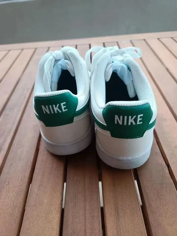 Baskets Nike pointure 39 - photo numéro 6