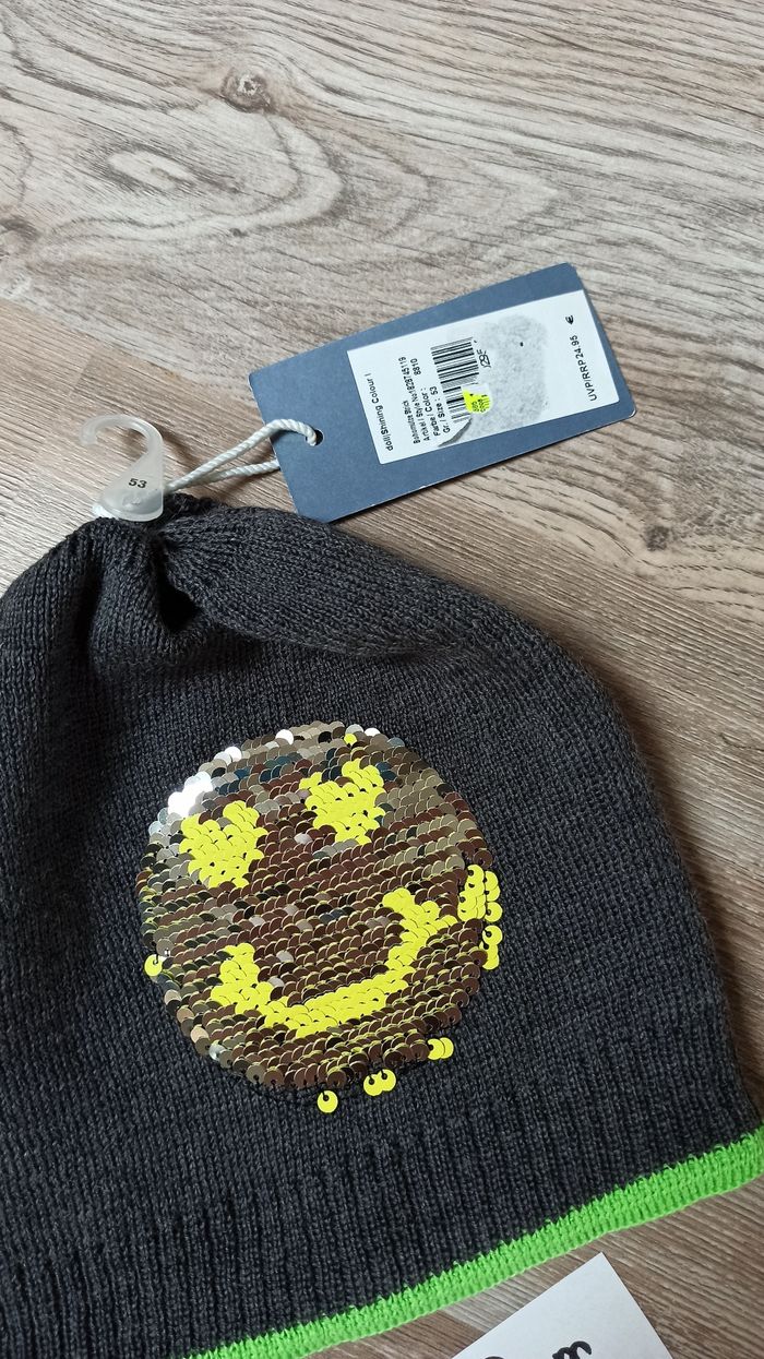 Bonnet sequins smile 53 cm neuf doll - photo numéro 2