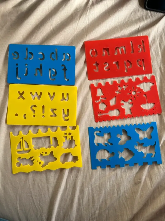 Pochoirs alphabet / véhicules / animaux - photo numéro 2