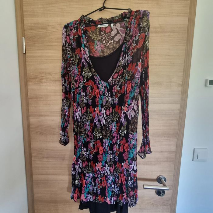 Magnifique robe maternité Queen Mum