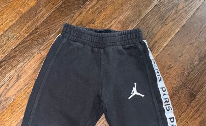 Jogging Jordan 3 ans - photo numéro 2