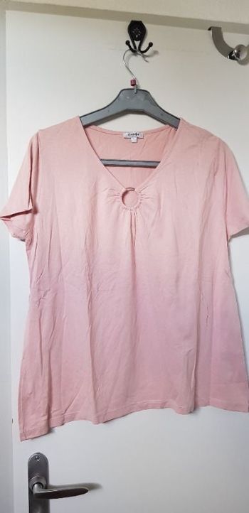 Tee-shirt Zamba taille 5 jamais porté