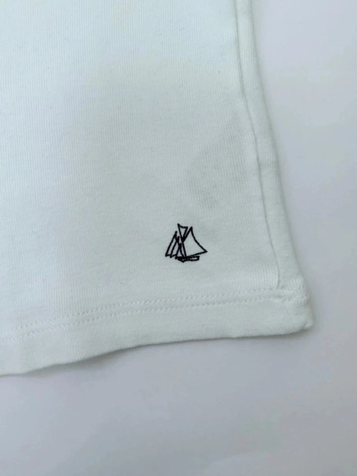 T-shirt Petit Bateau blanc talle 6 mois 67 cm - photo numéro 3