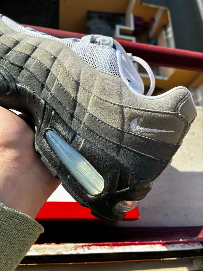 Nike Air Max 95 OG Black/Grey - Taille 44 - Neuves - photo numéro 8