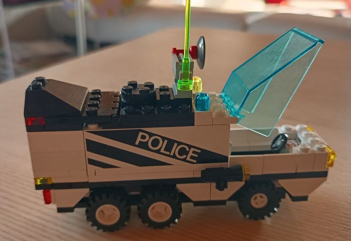 Lego set 6430 Town Patrouille de nuit - photo numéro 5