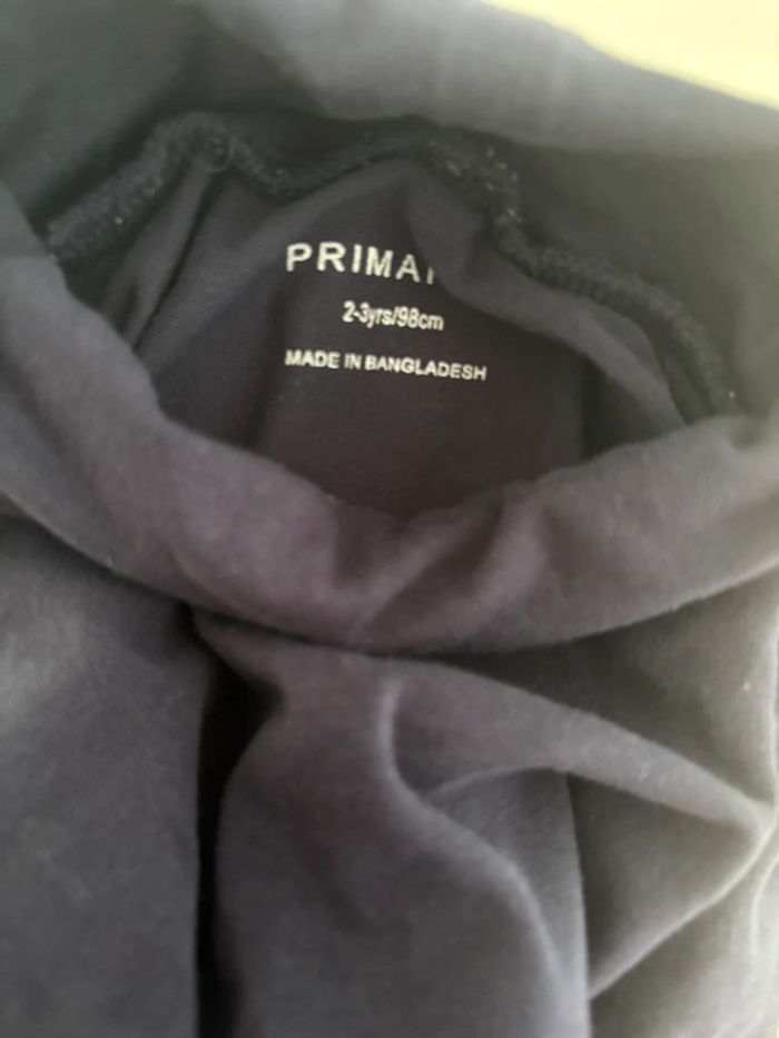 Pull col roulé bleu marine Primark - Taille 2/3 ans (98 cm) - photo numéro 2