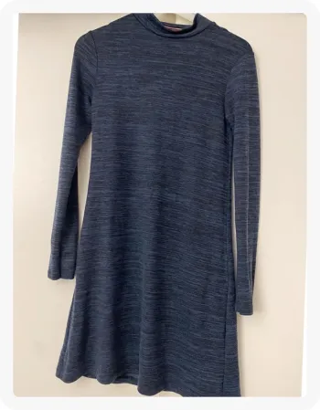 Robe bleue et noire col cheminée Camaieu