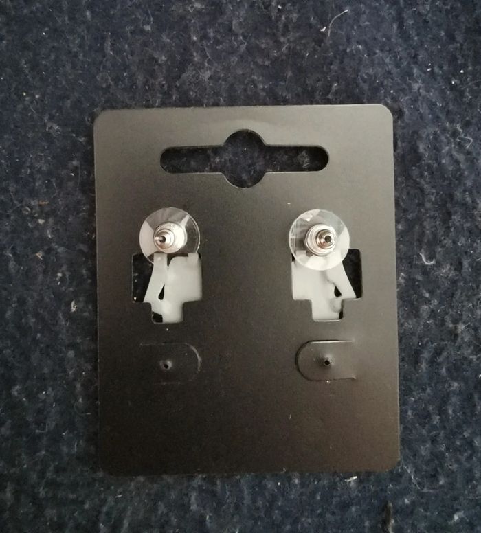 Boucles d'oreilles originales - photo numéro 3