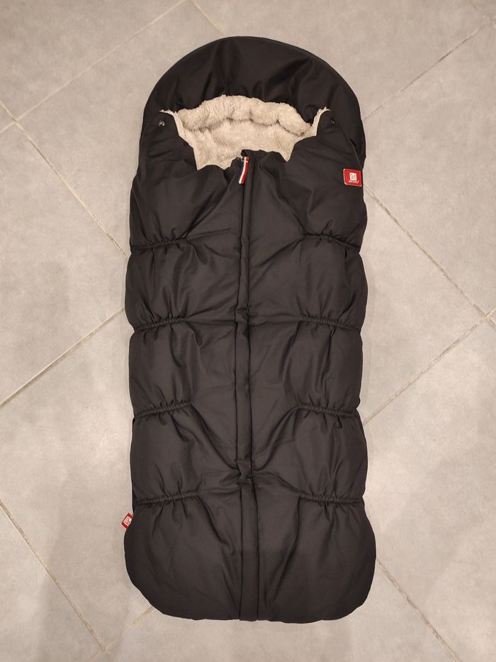 Chancelière Red Castle