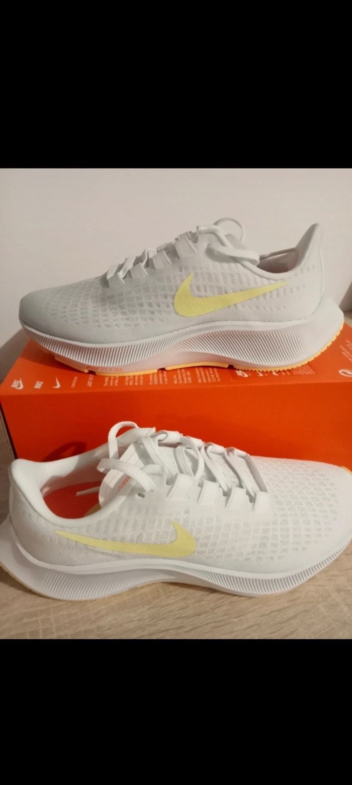 Pegasus 37 taille 38.5 - photo numéro 2