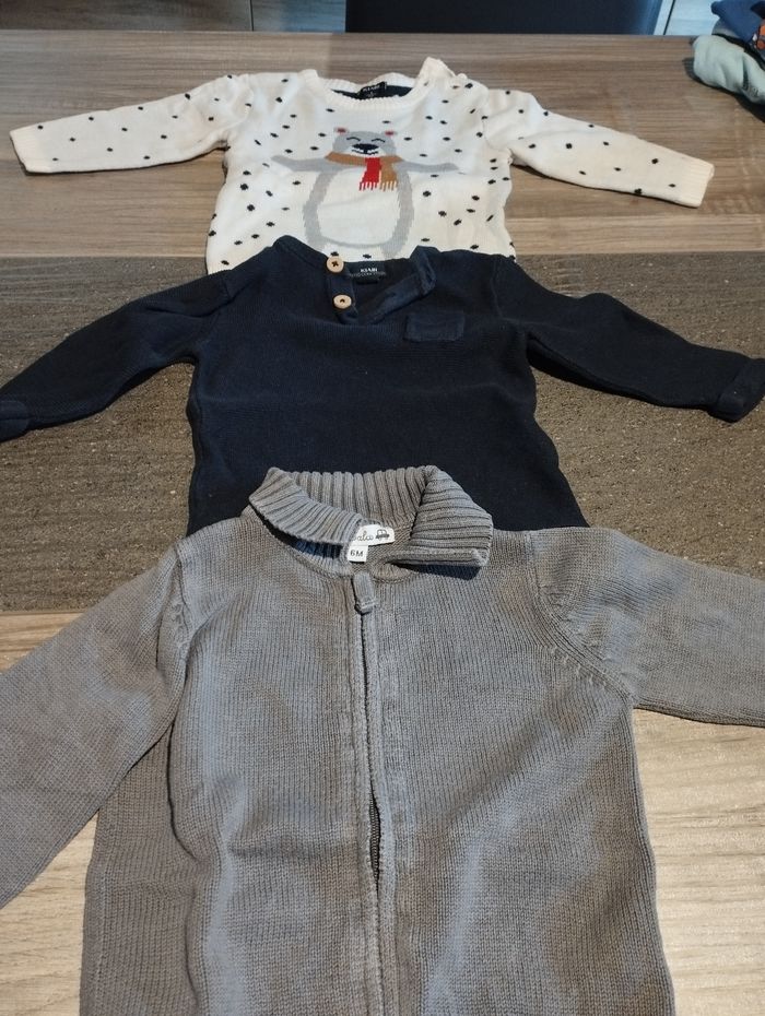 Lot de pulls 6 mois - photo numéro 3