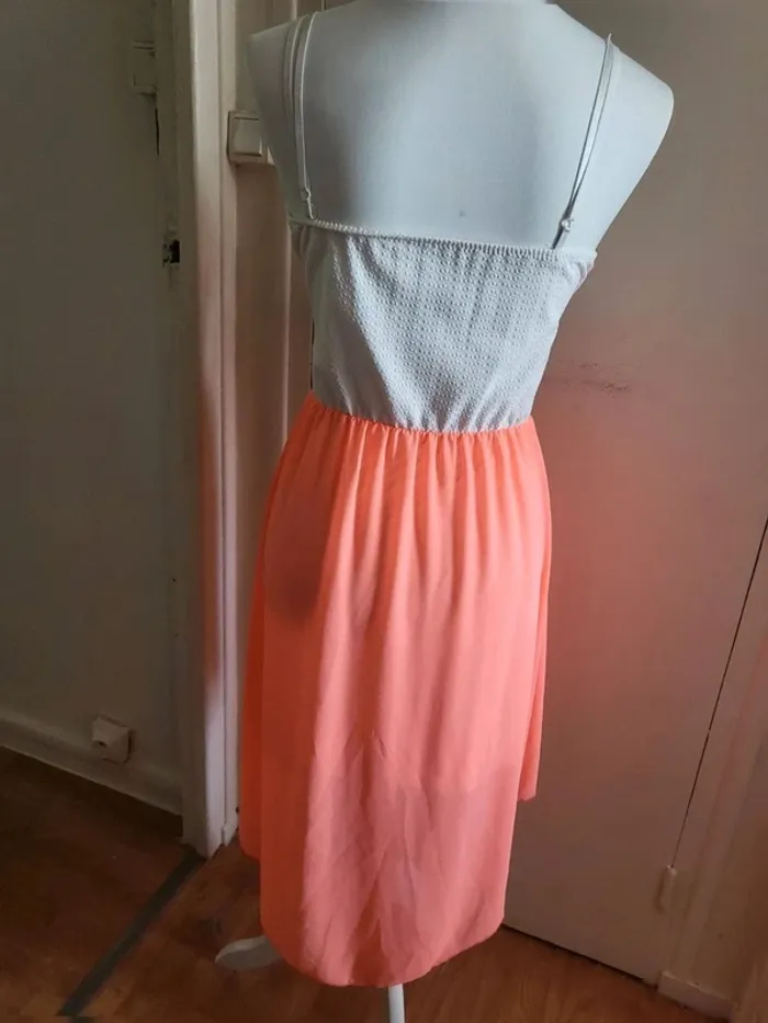Robe bretelle corail taille 36/38 - photo numéro 4